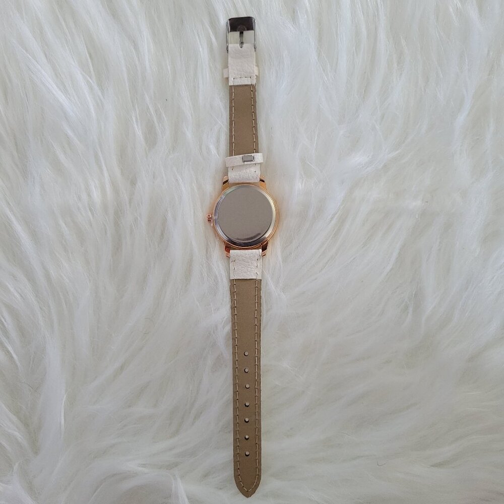 Hello Kitty Watch - Picture 2 of 5